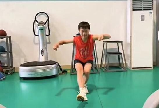 唐三桶比比东不来不亦乐乎